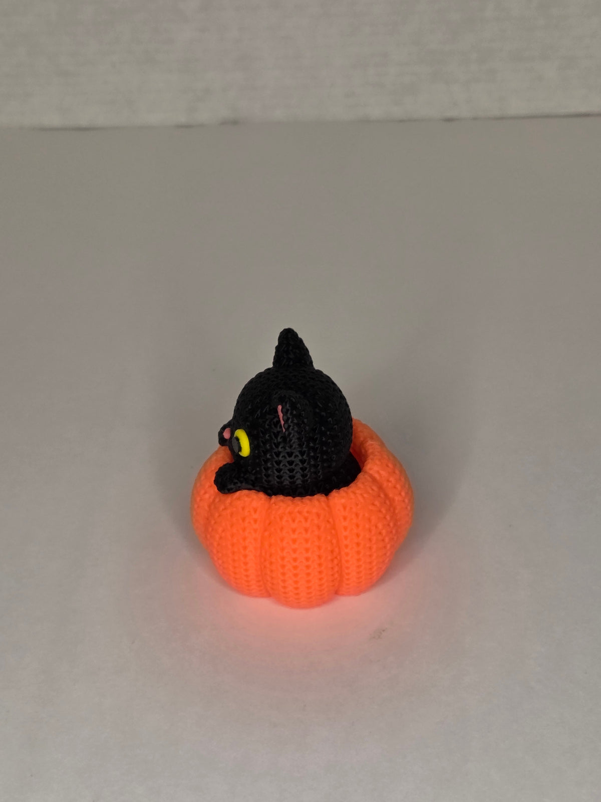 Cat in Pumpkin, Knitted Texture