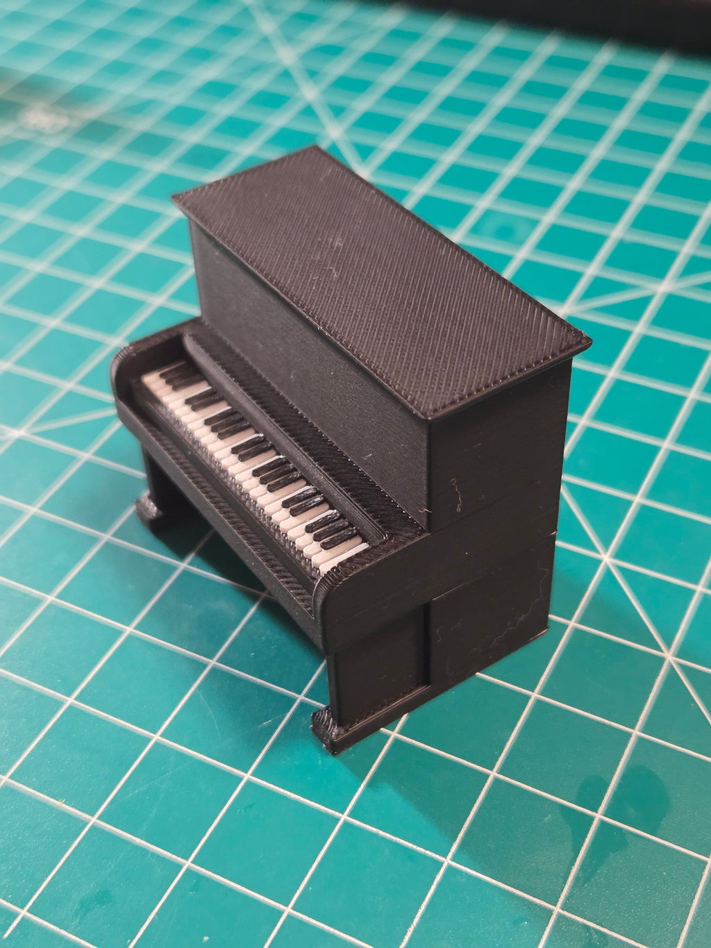 Mini Upright Piano