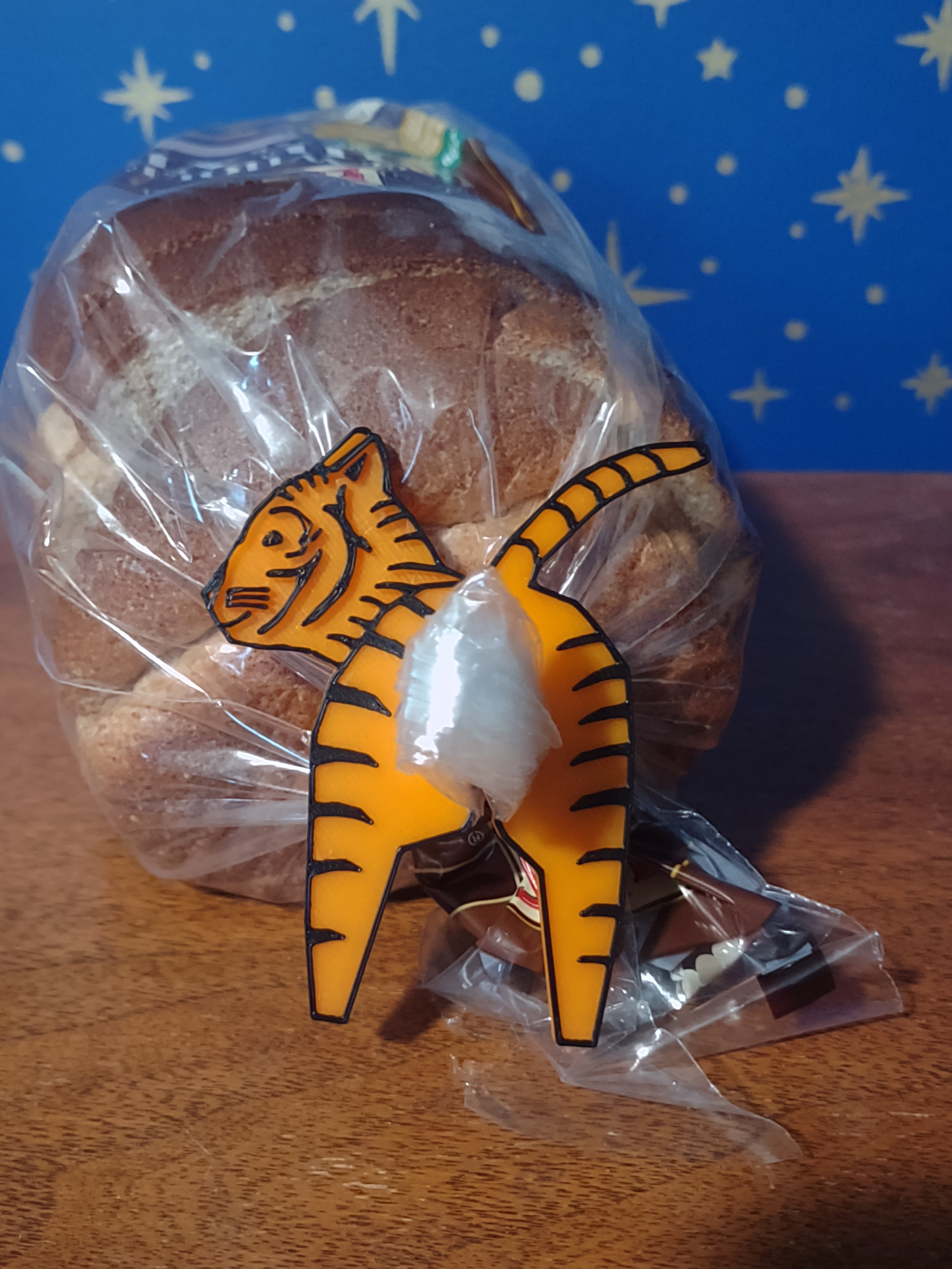Tiger Bread Clip