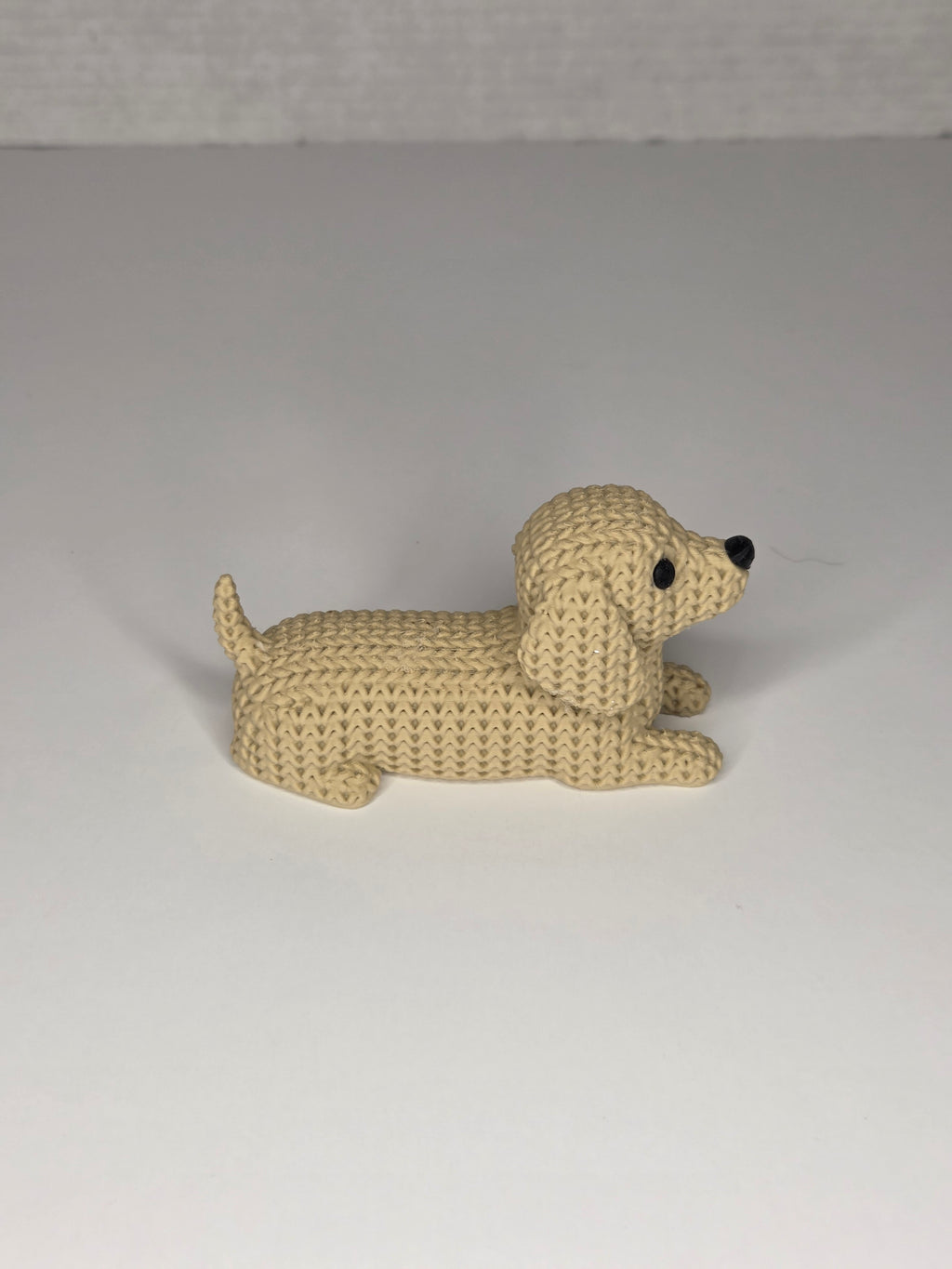 Dachshund | Cute Knitted Texture Figurine