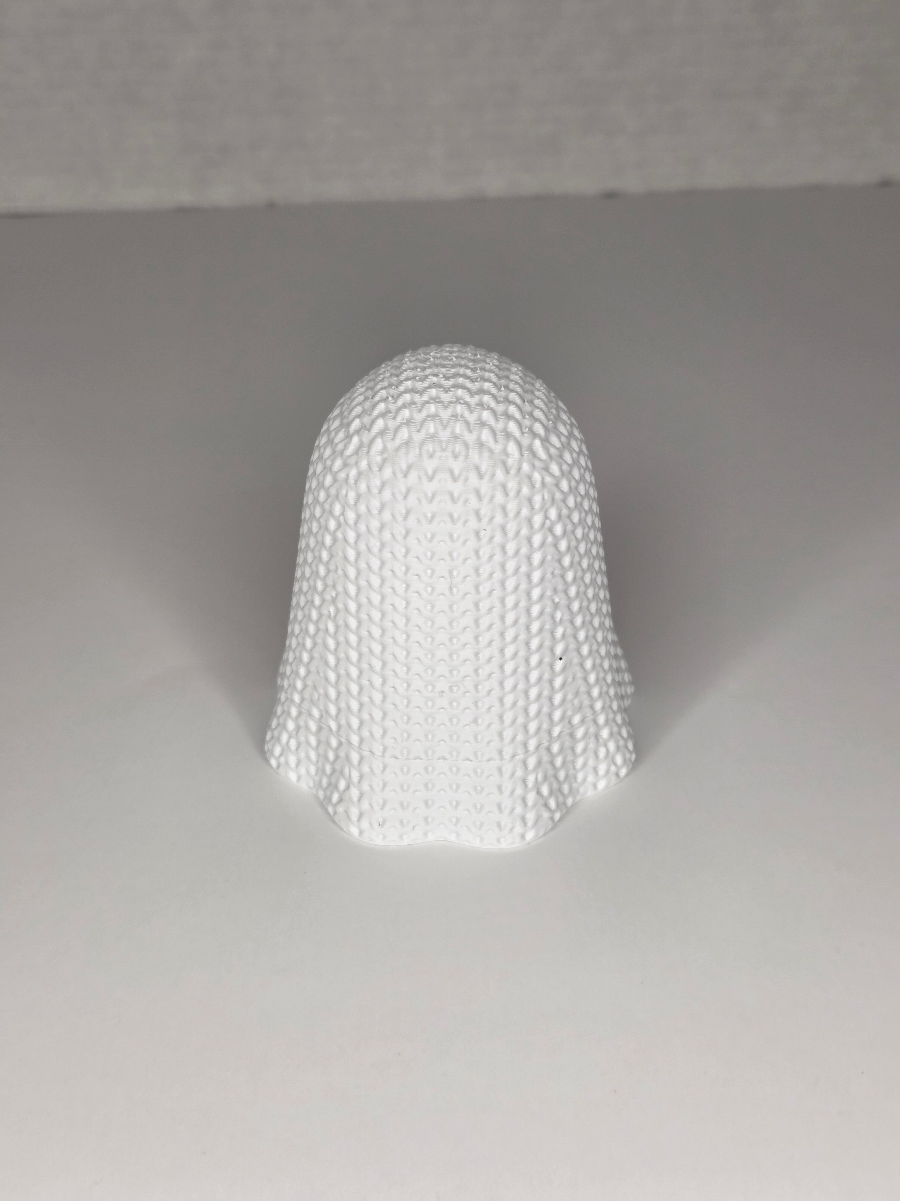 Knitted Valentine's Ghost (Tea Light Cover)