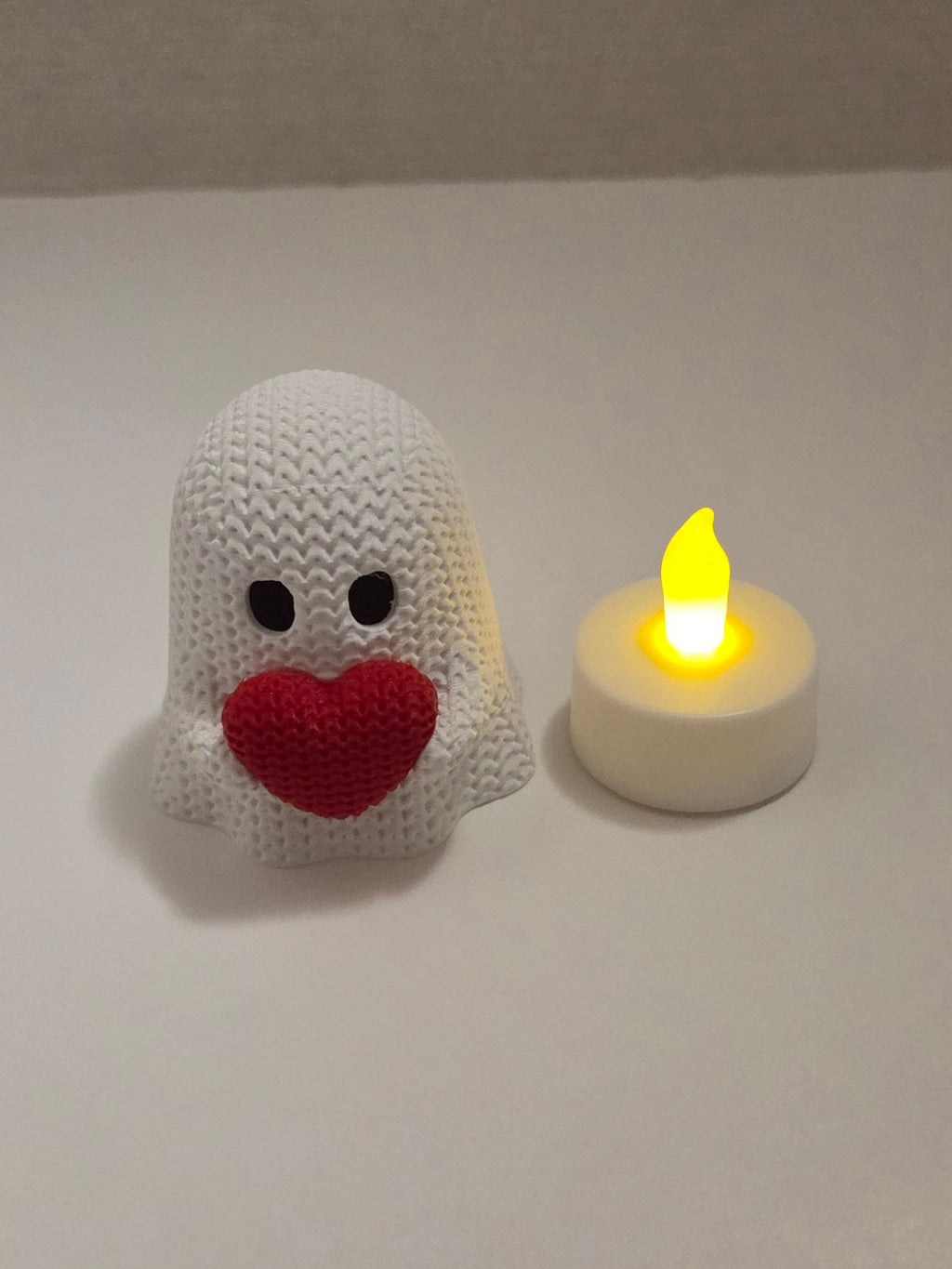 Knitted Valentine's Ghost (Tea Light Cover)